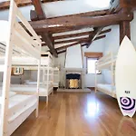 Moana Surf