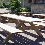 بيت شباب Moana Surf