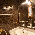 بيت شباب Moana Surf