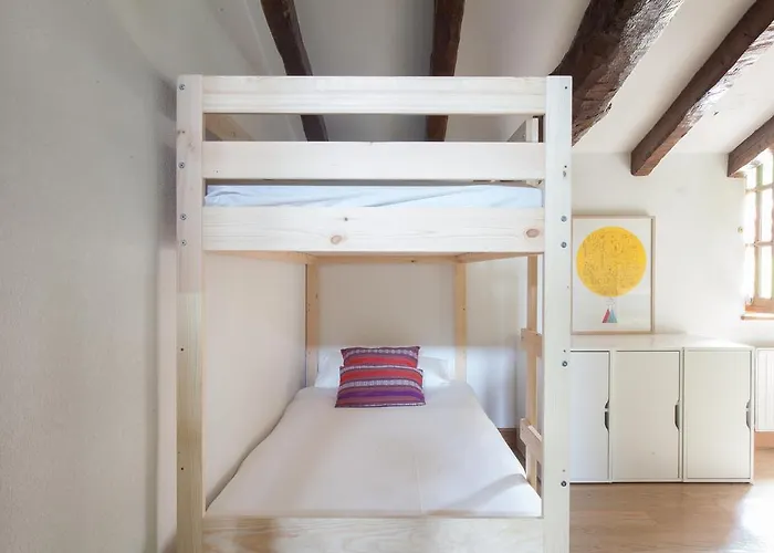 Vandrarhem Moana Surf *